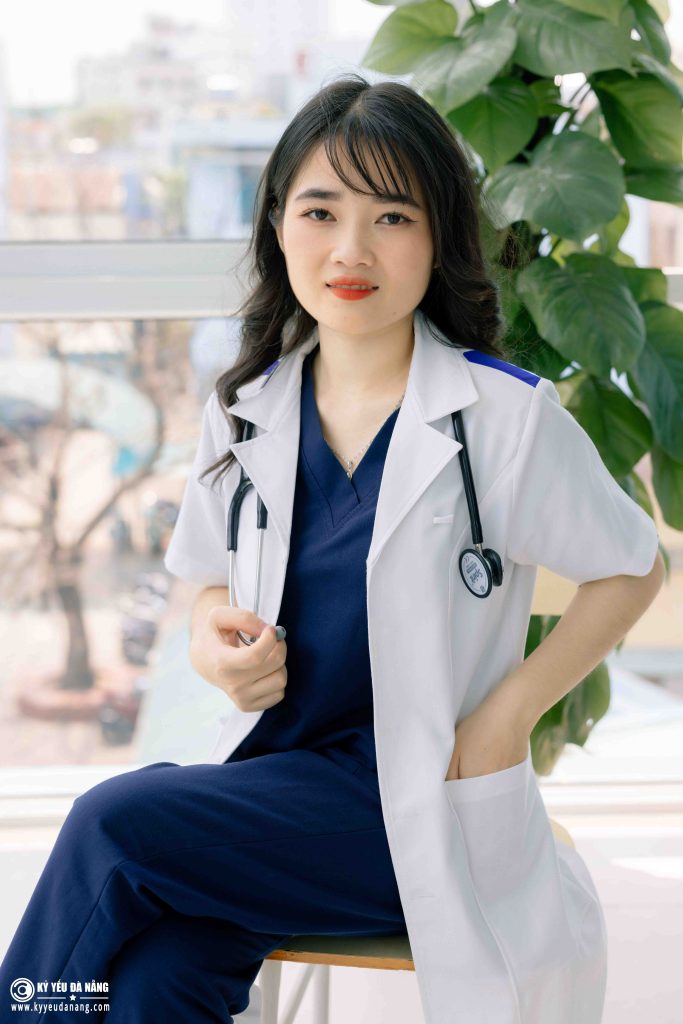 Bác sĩ Trần Thị Mơ